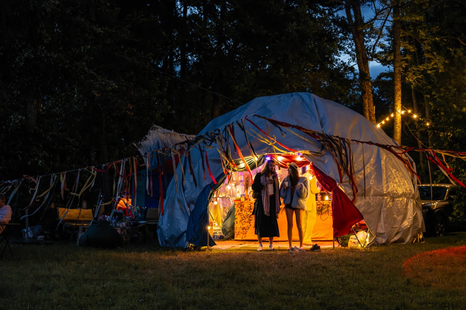 Tea Bar Theme Camp, photo by Imantas